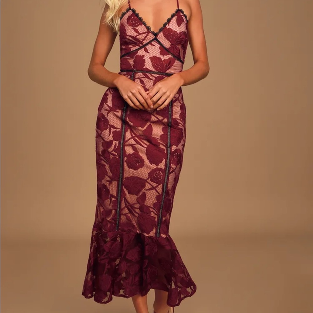 LULUS Alluring Dream Burgendy Floral Midi Dress